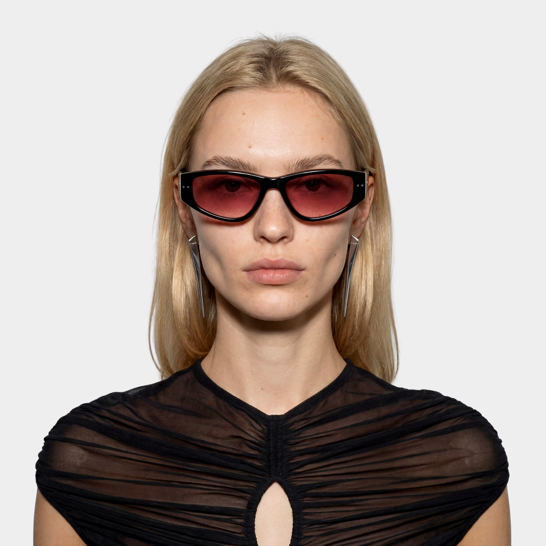 Έιθορ Τσέρι 